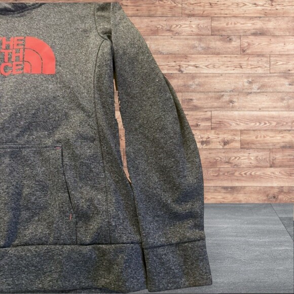 Women’s Northface Hoodie - Picture 3 of 5